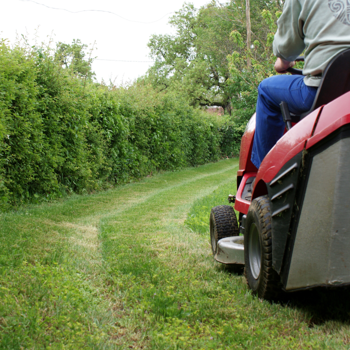 Tondeuses et tracteurs
